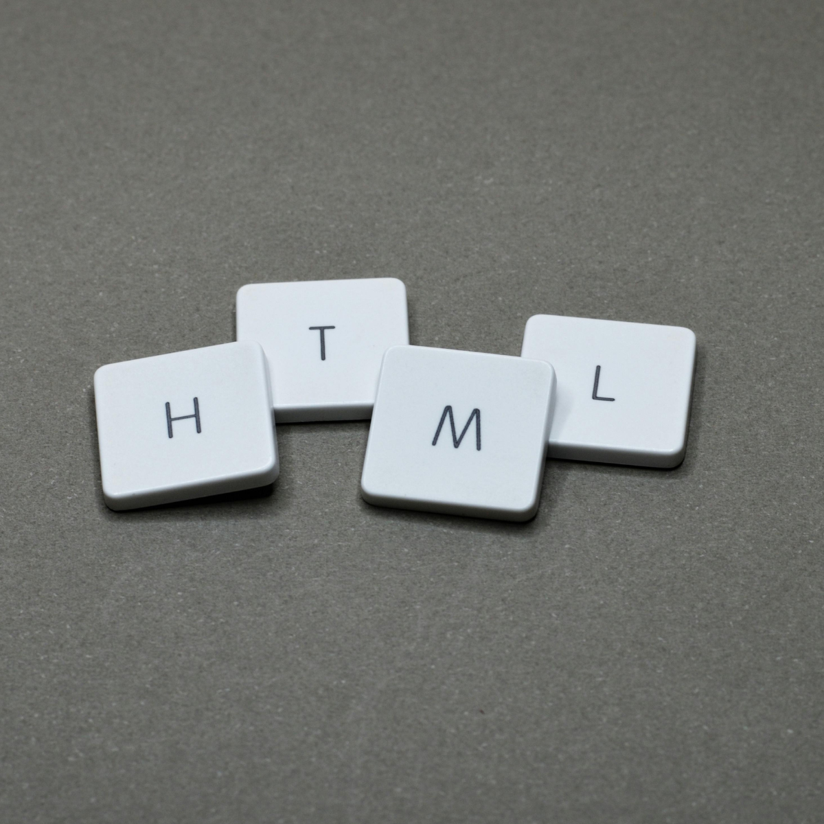 Scrabble letters that spell out HTML.